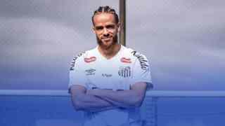 براهيمي يقرر تعلم البرتغالية للتخلص من مشكل التأقلم في البرازيل