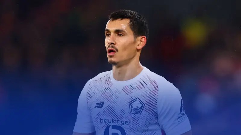 ماندي ضمن التشكيل المثالي للدوري الفرنسي