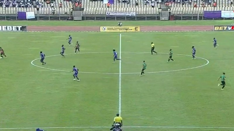 مولودية الجزائر تتعادل مع كولمب سبورتيف الكاميروني