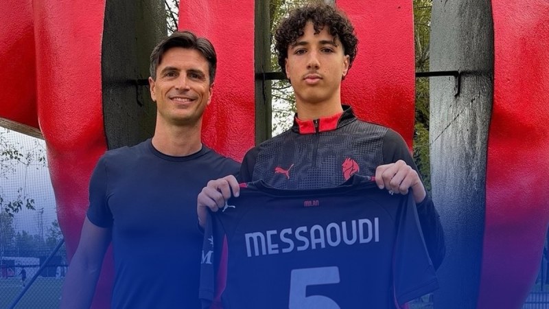 لاعب جزائري يوقع رسميا مع الميلان
