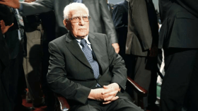 بالصور.. إحياء ذكرى وفاة الرئيس الراحل الشاذلي بن جديد بحضور حرمه