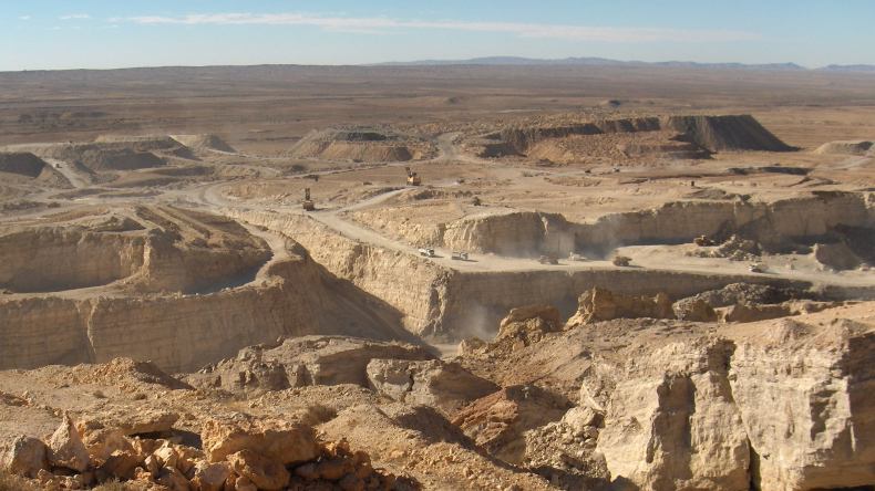 الاستكشاف المنجمي: الموافقة على 140 عرضا تقنيا عبر 11 ولاية