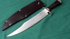 منحرفون يبترون يد جارهم العشريني في معركة شبابية