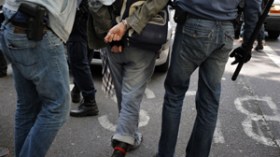 تجمع ضخم بفرنسا هذا الأحد تنديدا بقانون الهجرة ونزع الجنسية من المغتربين