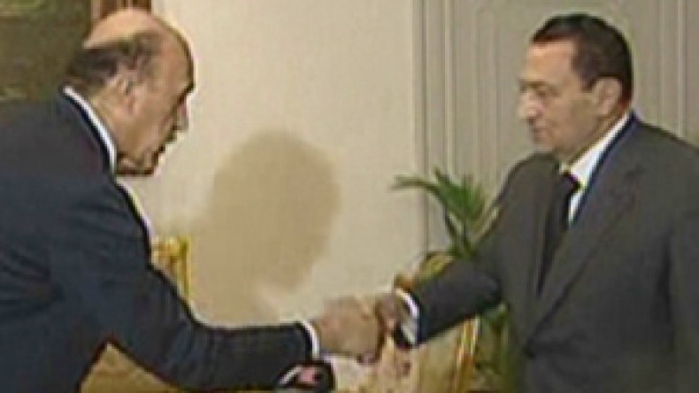 المخابرات “تكوّش” على السلطة في مصر