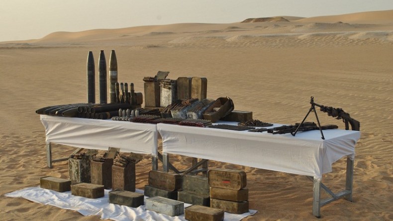 الجيش يكشف مخبأ للأسلحة والذخيرة بتمنراست