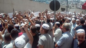 الميزابيون يتظاهرون بالعاصمة ضد فتنة غرداية