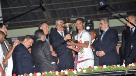 النجمة السابعة تسطع في سماء العميد