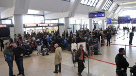 مسافرون محتجزون بسبب الإضراب في الخطوط الجوية الجزائرية