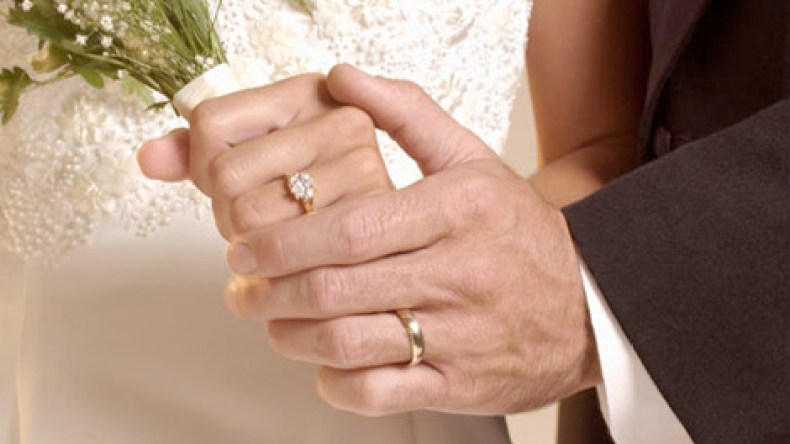 راحة النفوس: من يجد لي  في عام 2012 امرأة وفيّة؟