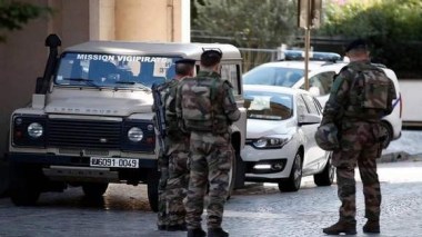 France: une voiture fonce sur des militaires en banlieue parisienne, 6 blessés