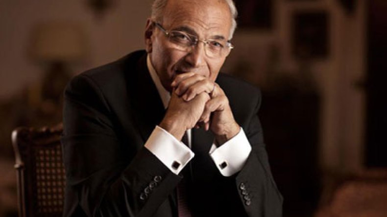 حملة شفيق: الفريق رئيسا لمصر بنسبة 51.5 بالمائة