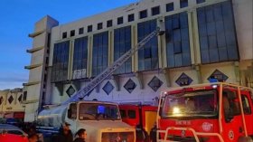 خسائر مادية في احتراق مركز تجاري بالعلمة