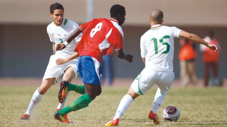 حلّ اتحاد الكرة الغامبي على خلفية ورطة “العقارب” أمام الجزائر