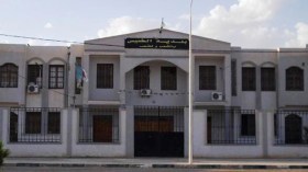 رئيس بلدية يستولي على قطعة أرض بعين وسارة