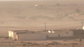 صمود.. وعزلة وكادحون يبحثون عن لقمة العيش وسط صحراء الجلفة