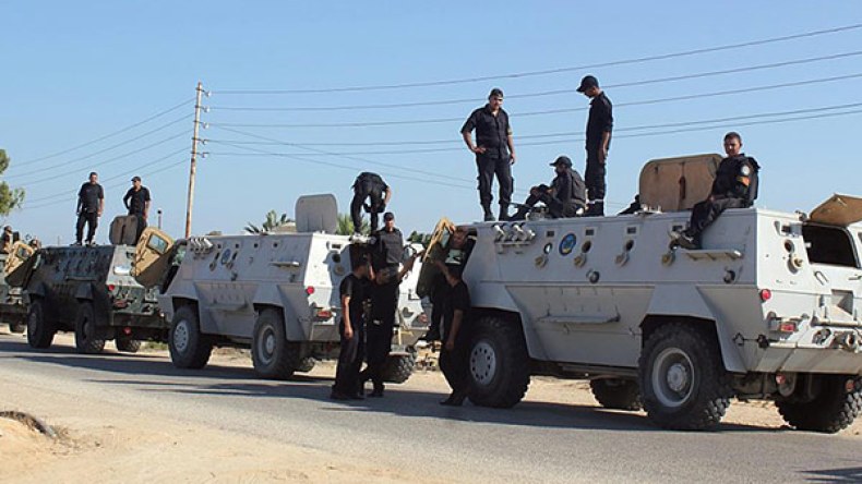 الجيش المصري يقتل عشرات المسلحين في سيناء