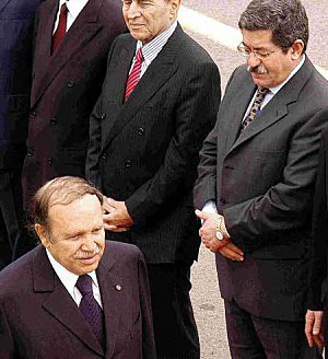 Bouteflika en réunion demain avec les ministres du gouvernement Ouyahia : les passations de marchés publics sous haute surveillance