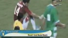 الجماهير المصرية تطالب بمعاقبة أحمد عيد لأنه حول الملعب إلى حلبة ملاكمة