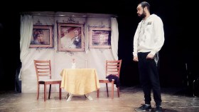 جمهور المسرح الأمازيغي يتفاعل مع “كذاب كوم” و”أمسانو”