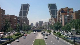 مقاول‭ ‬يحتال‭ ‬على‭ ‬إدارات‭ ‬إسبانية‭ ‬وسفارة‭ ‬الجزائر‭ ‬‬وشركات‭ ‬بترولية‭