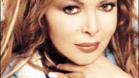 فلة عبابسة طموح ليلى غفران ضمن ثنائي غنائي