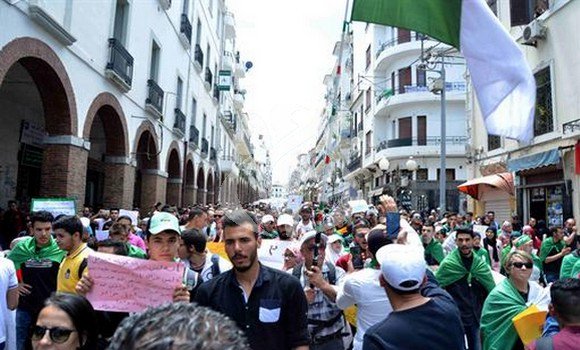 Le New-YorkTimes qualifie la mouvement populaire  d’unique au monde arabe