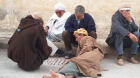 “الخربقة”.. آسرة بطالي ومتقاعدي الأوراس