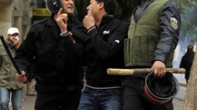 الجيش‭ ‬والشعب‭ ‬يحرسان‭ ‬ممتلكات‭ ‬التوانسة‭ ‬من‭ ‬بقايا‭ ‬العصابات‭      ‬