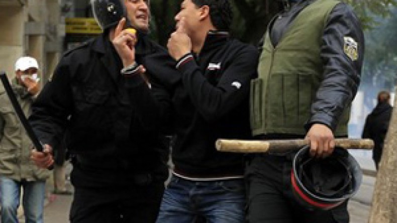 الجيش‭ ‬والشعب‭ ‬يحرسان‭ ‬ممتلكات‭ ‬التوانسة‭ ‬من‭ ‬بقايا‭ ‬العصابات‭      ‬