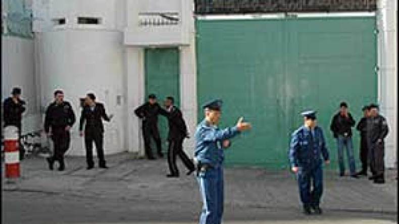 خبيران بريطانيان في زيارة إلى سجن الحراش بالعاصمة