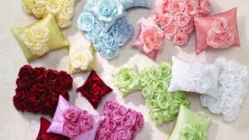 عندما تبدع حواء في الطرز بالورود