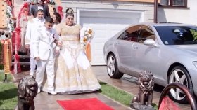 بالفيديو.. عرس غجري في قمة البذخ والترف