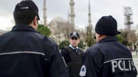 الشرطة التركية تعتقل 400 شخص يشتبه في انتمائهم لداعش