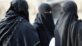 قرار منع النقاب في المغرب يثير جدلا