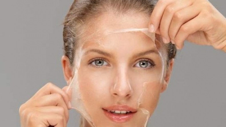 تخلصي من شعر الوجه بهذه الوصفات الطبيعية