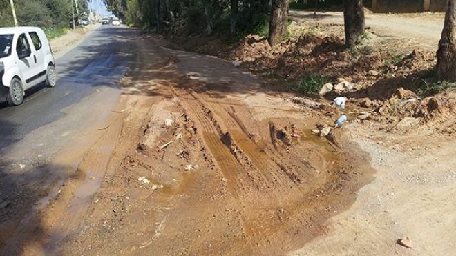 مياه صالحة للشرب تضيع منذ شهرين و”سيال” لا تتحرك