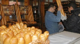 والي تيزي وزو يأمر بتوفير الحماية للخبازين المقاطعين للإضراب