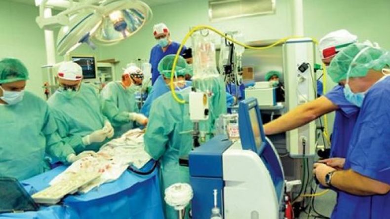 مرض نادر يهدّد حياة الطفل فؤاد ببجاية