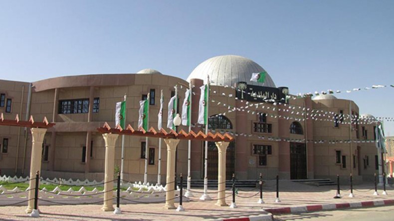 سكان دائرة جامعة بالوادي يتشكون من التعثر التنموي