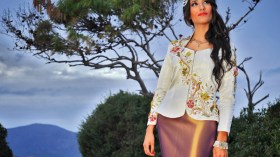 أزياء تقليدية بلمسات عصرية