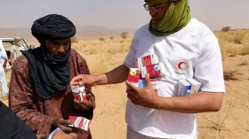 قافلة غذائية وطبية لإغاثة البدو الرحل بجنوب الوادي