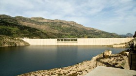 ثروة مائية ضخمة تفوق الإحتياجات وقرى ومناطق تعاني العطش