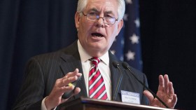 تيلرسون: باقون في سوريا لمواجهة داعش والأسد وإيران