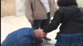 امرأة تضرب زوجها في الشارع!!!