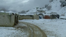 100 عائلة تحاصرها الثلوج كل شتاء تستنجد بالوالي