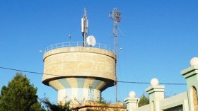 غياب التغطية الهاتفية يعزل قرية الشارع ببن قشة
