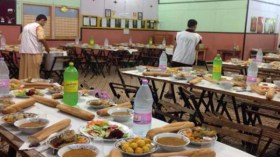 شباب حاسي مسعود ينظم موائد إفطار بحي 442 مسكن