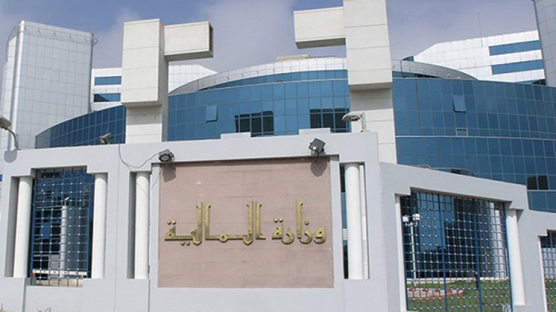 رسميا.. قانون المالية 2017 يدخل حيز التنفيذ