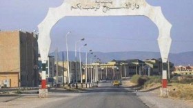 سكان منطقة حوش النواورة يطالبون بتوفير الماء وإصلاح الطريق